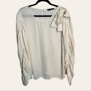 Fashion To Figure || Cream Top || 0X